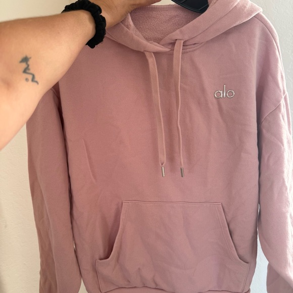 ALO Ballet Pink Accolade Sweatshirt - Picture 5 of 14